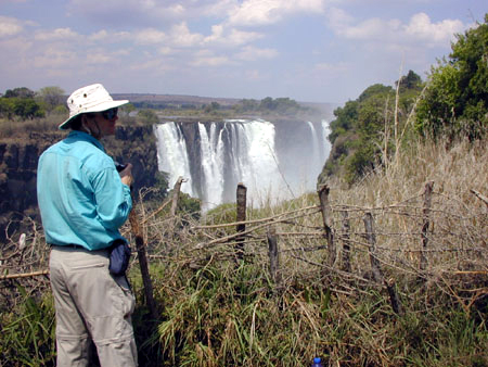 victoria falls from zimbabwe side